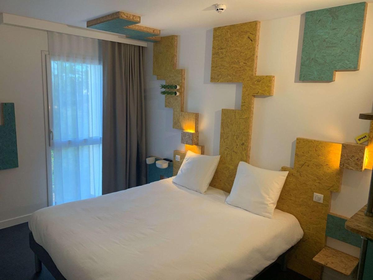 Greet Hotel Rennes Pace Экстерьер фото